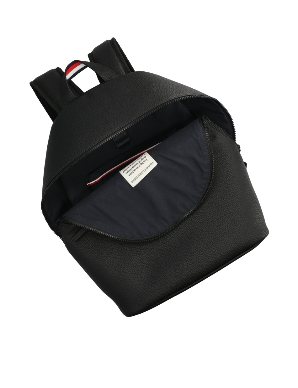 ESSENTIAL PU BACKPACK