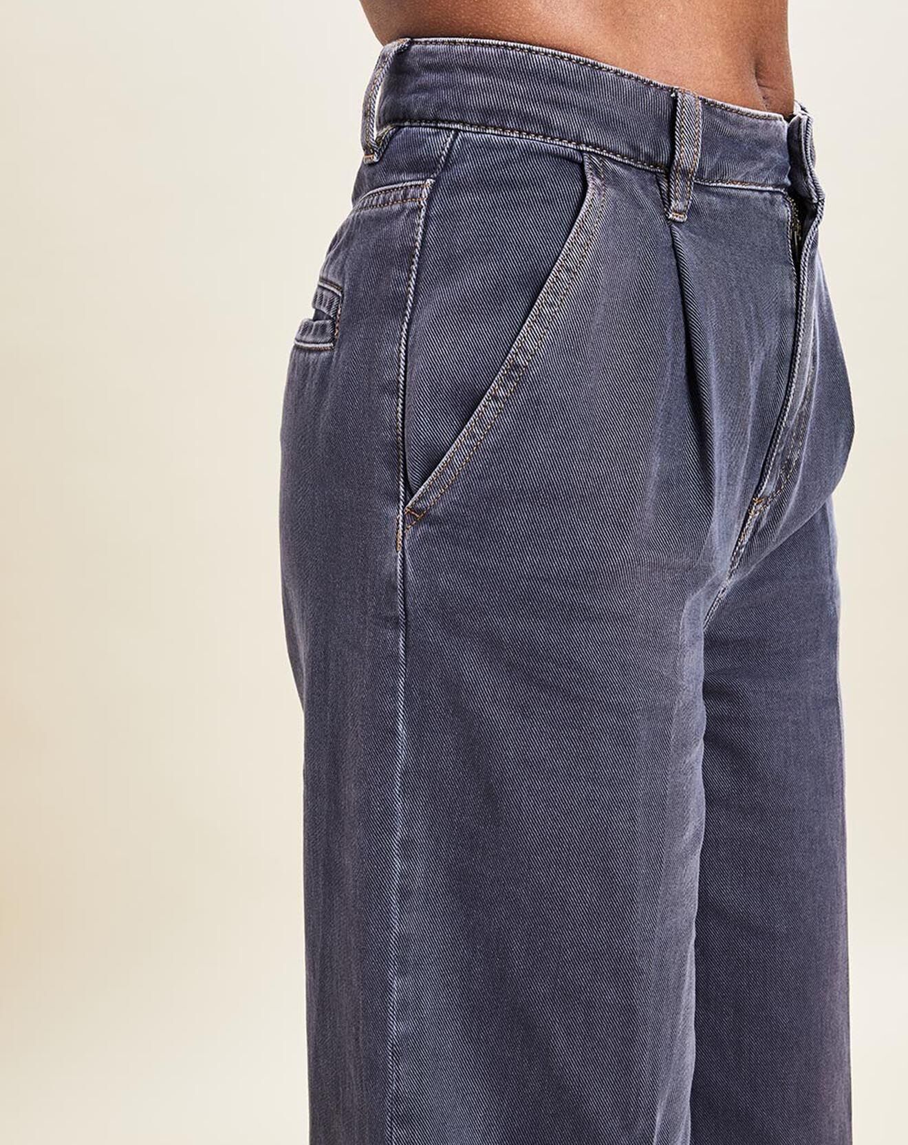 Chloé Stora Jean Russel noir délavé