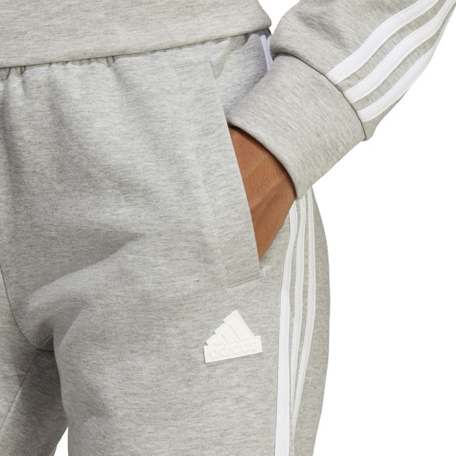 adidas Bas de Survêtement Future Icons 3-Stripes Regular - Gris/Blanc Femme