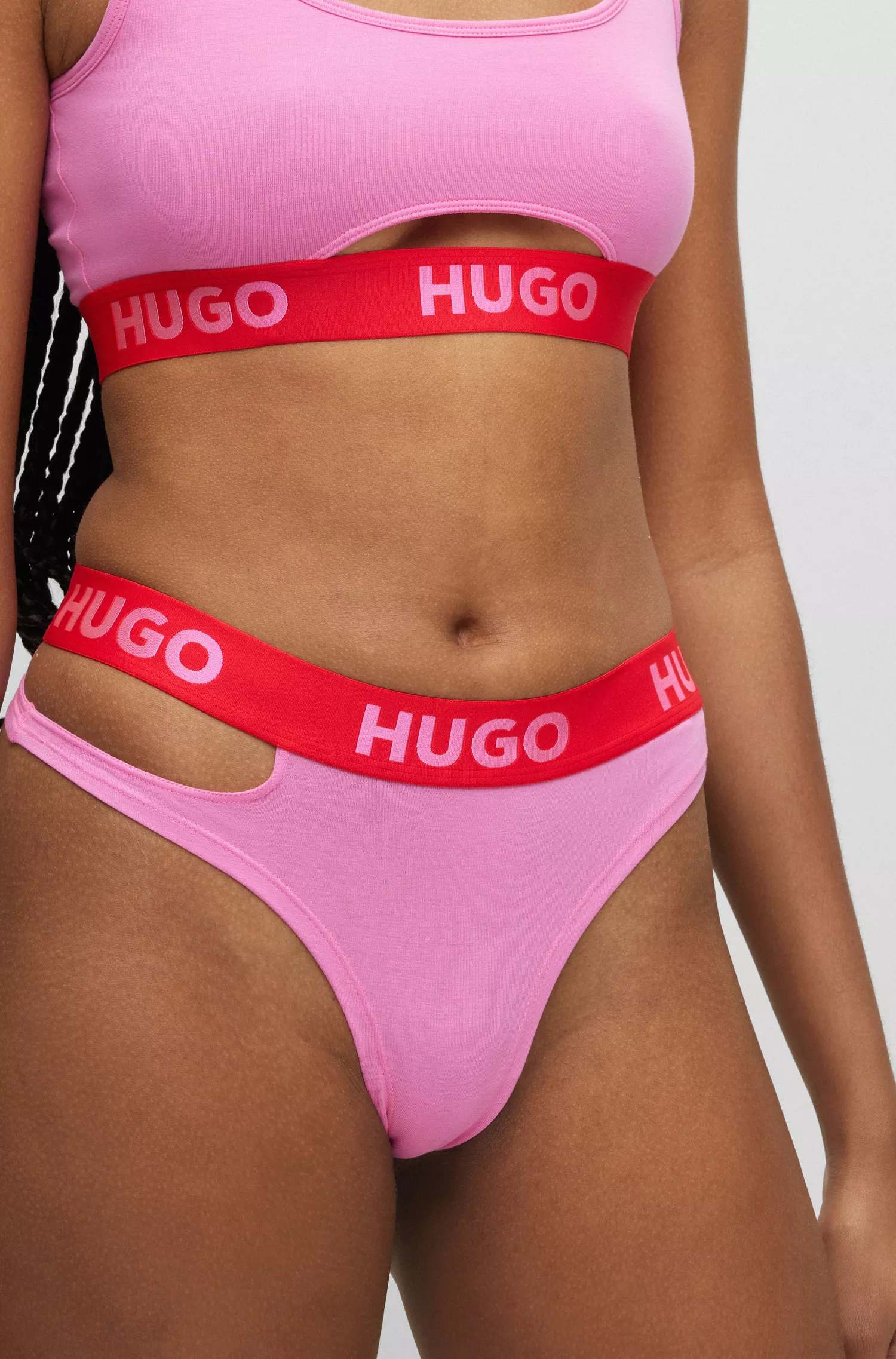 Cueca fio dental HUGO vermelha em algodão elástico com cós com logo.