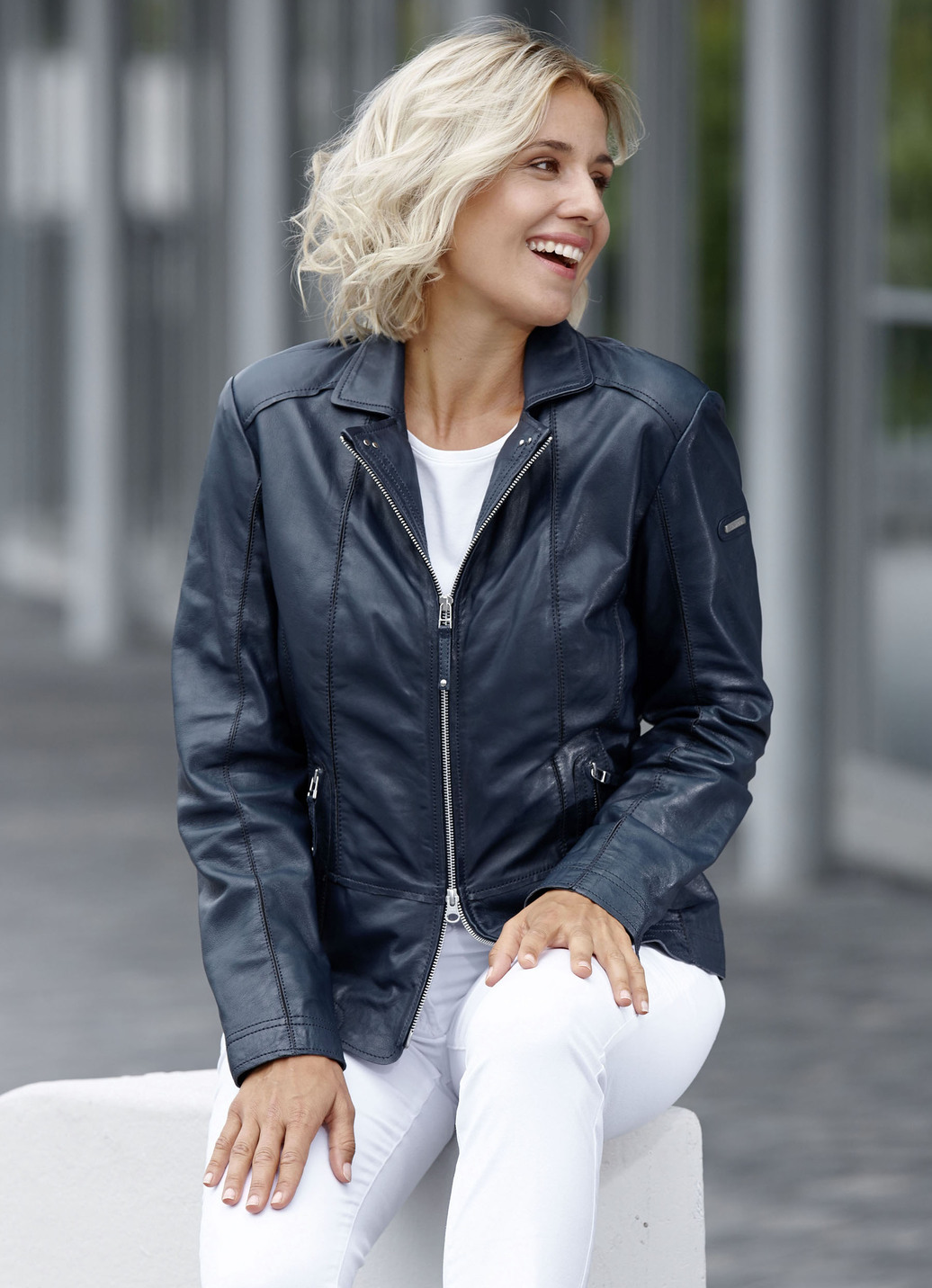 Lederkurzjacke von „Cabrini“
