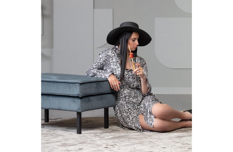 WOOOD Rodeo velvet hocker blue