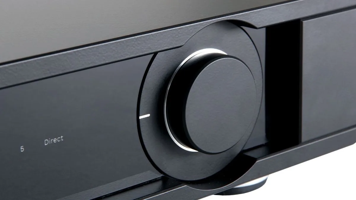 Rega Aethos Noir Amplis hi-fi stéréo