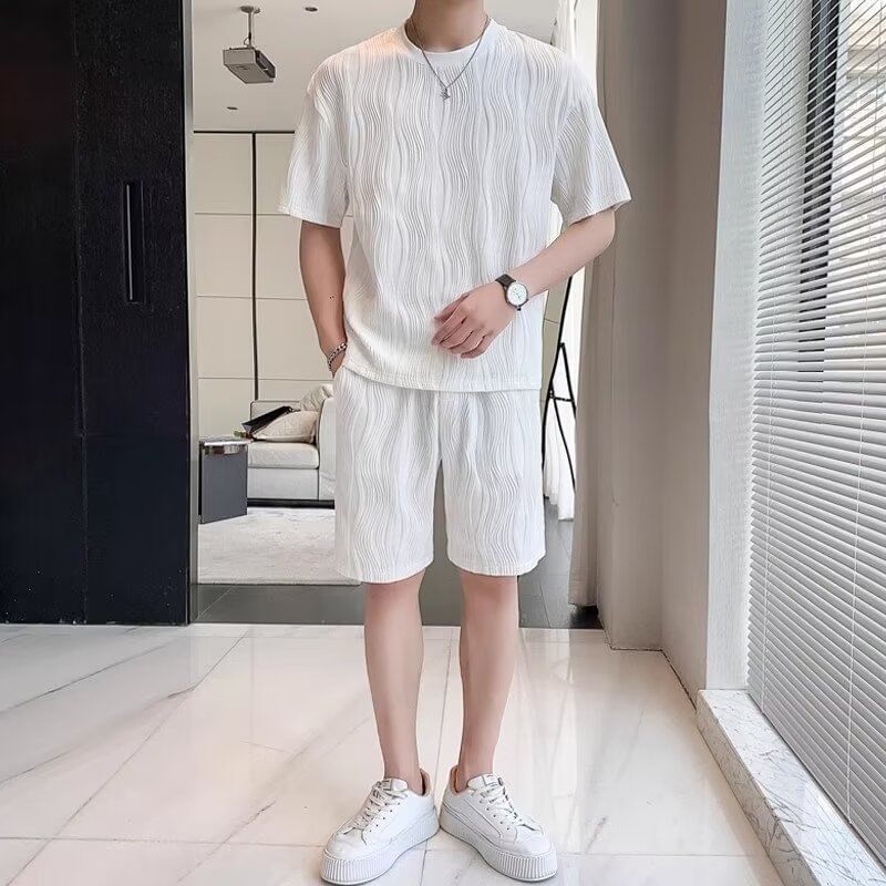 Acrius - Set: T-shirt met korte mouwen, ronde hals en effen ribbels + shorts met trekkoord in de taille