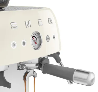 Smeg 50's Style Espressomaskine
