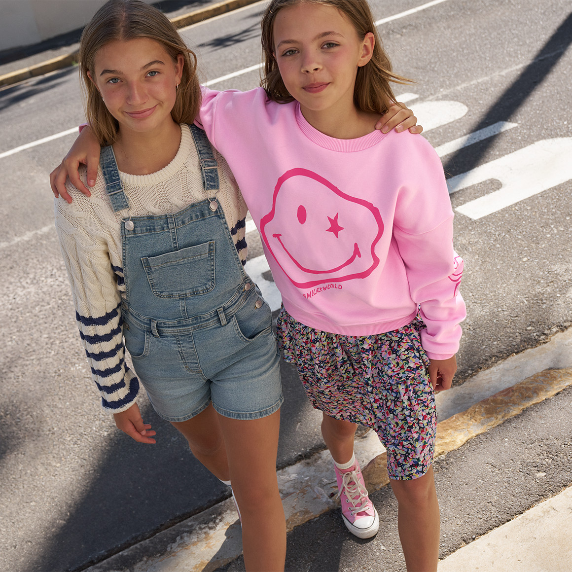 Beatwear SmileyWorld Sweatshirt mit Print pink