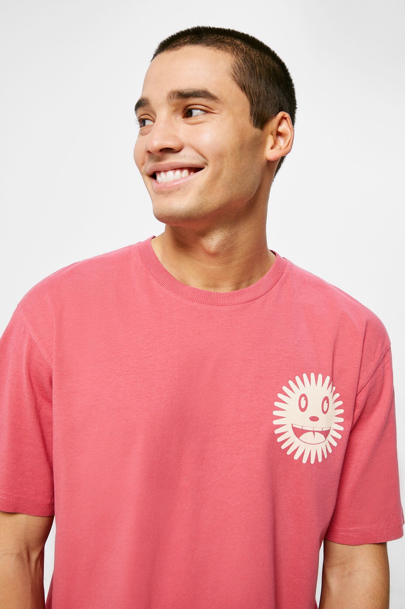 Estampa com estampa na camiseta - roxa