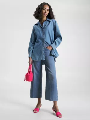 Calça jeans de cintura alta e pernas largas