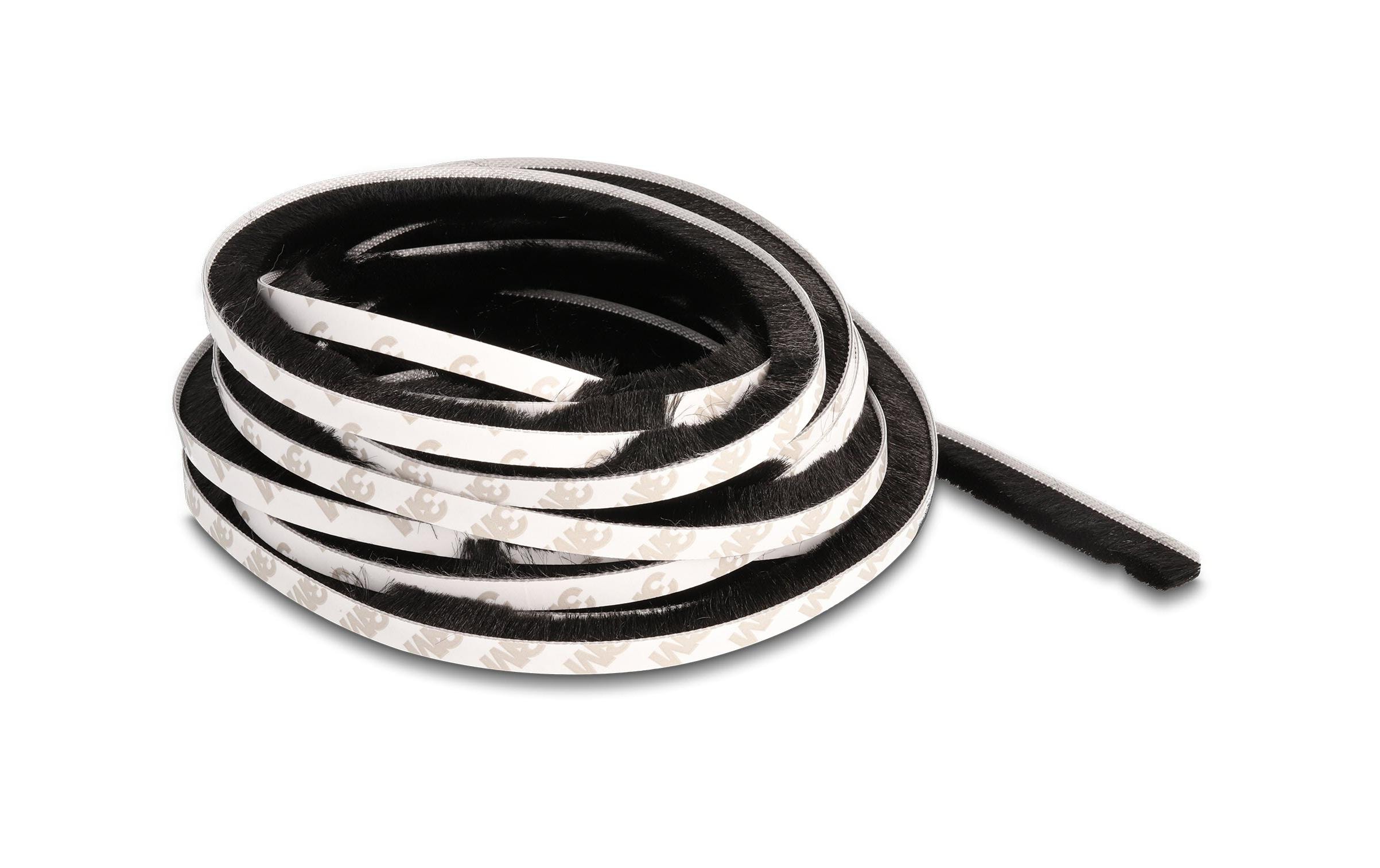 Bürstenstreifen selbstklebend schwarz, 10mm - 5mDelock Bürstenstreifen selbstklebend 10 mm – Länge 5 m schwarz