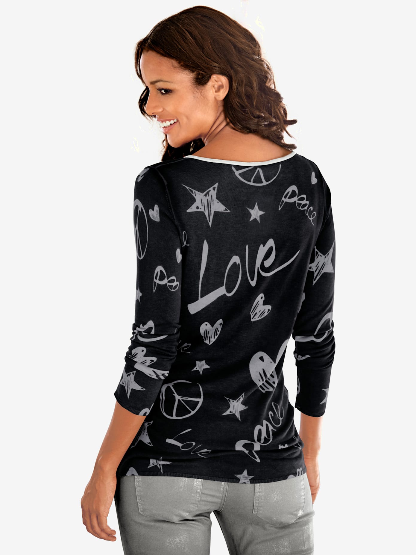 Pull imprimé superbe imprimé graphique avec cœur en rivets