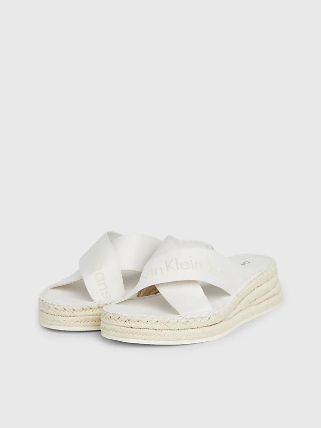 Sandálias espadrille com plataforma