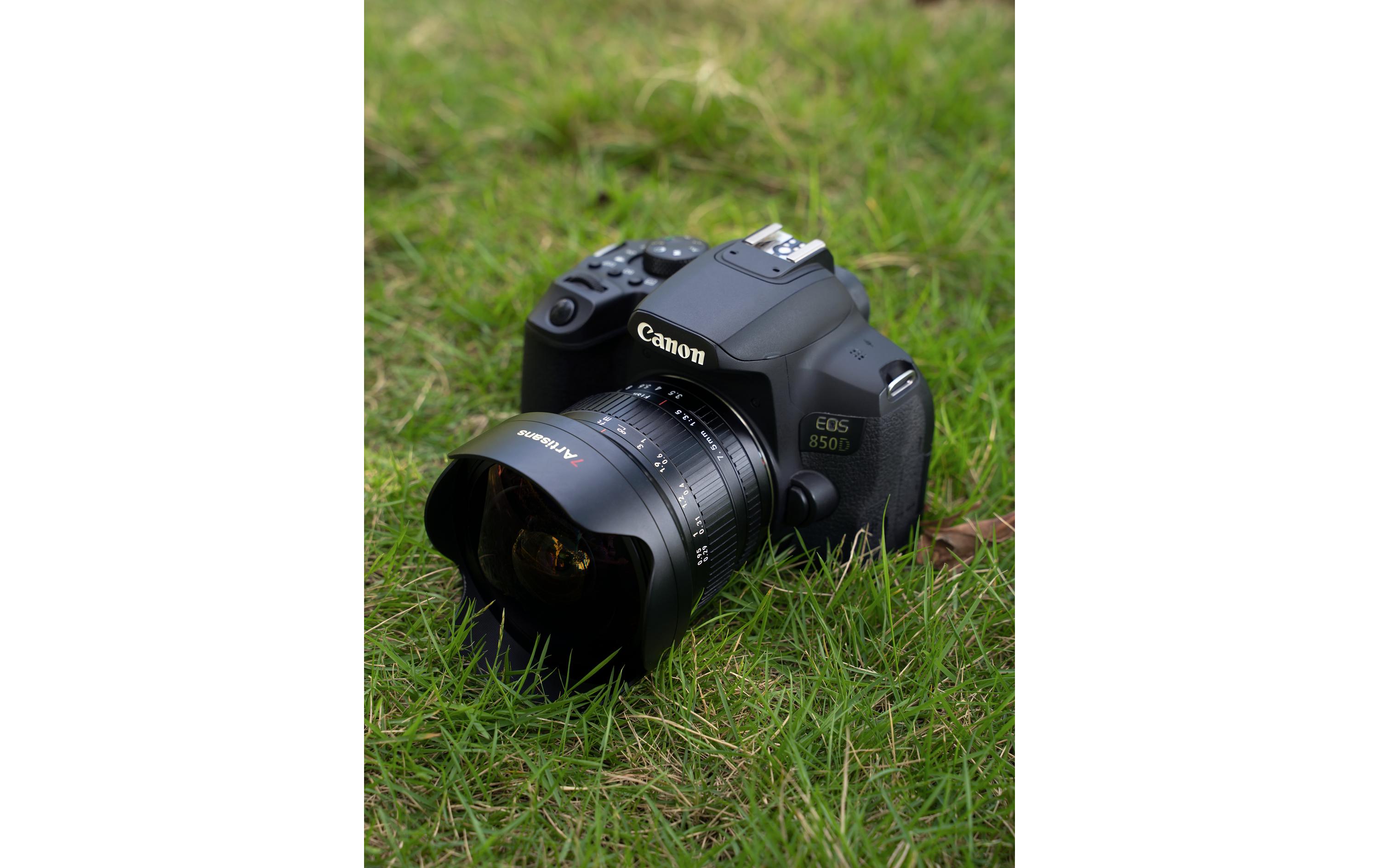 Festbrennweite 7.5mm F/3.5 Ultra Wide APS-C – Canon EF<br>Fisheye-Objektiv mit grossem Weitwinkel-Sichtfeld
