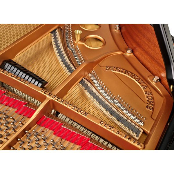 Steinway & Sons O-180