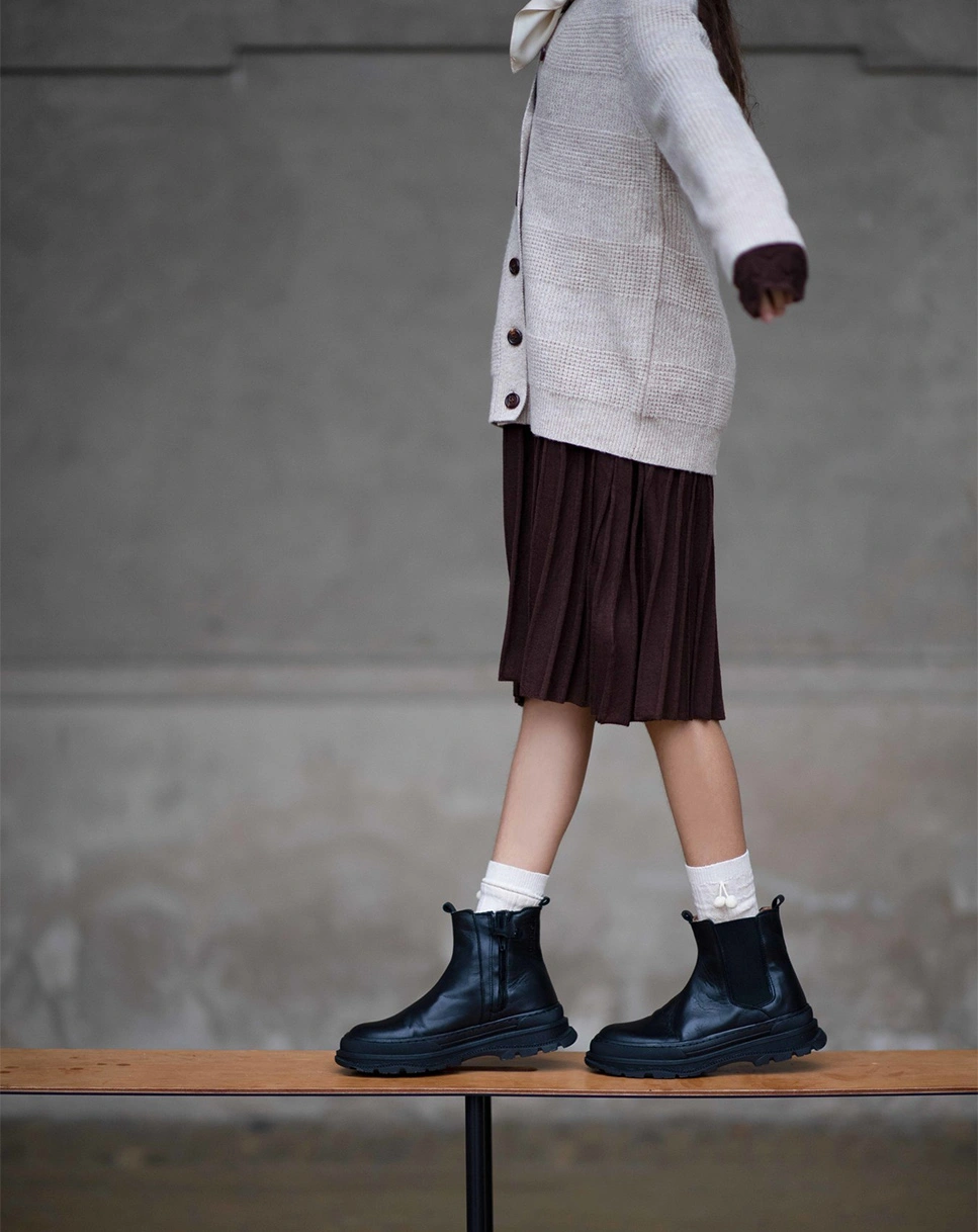 Chelseaboots MIA in noir