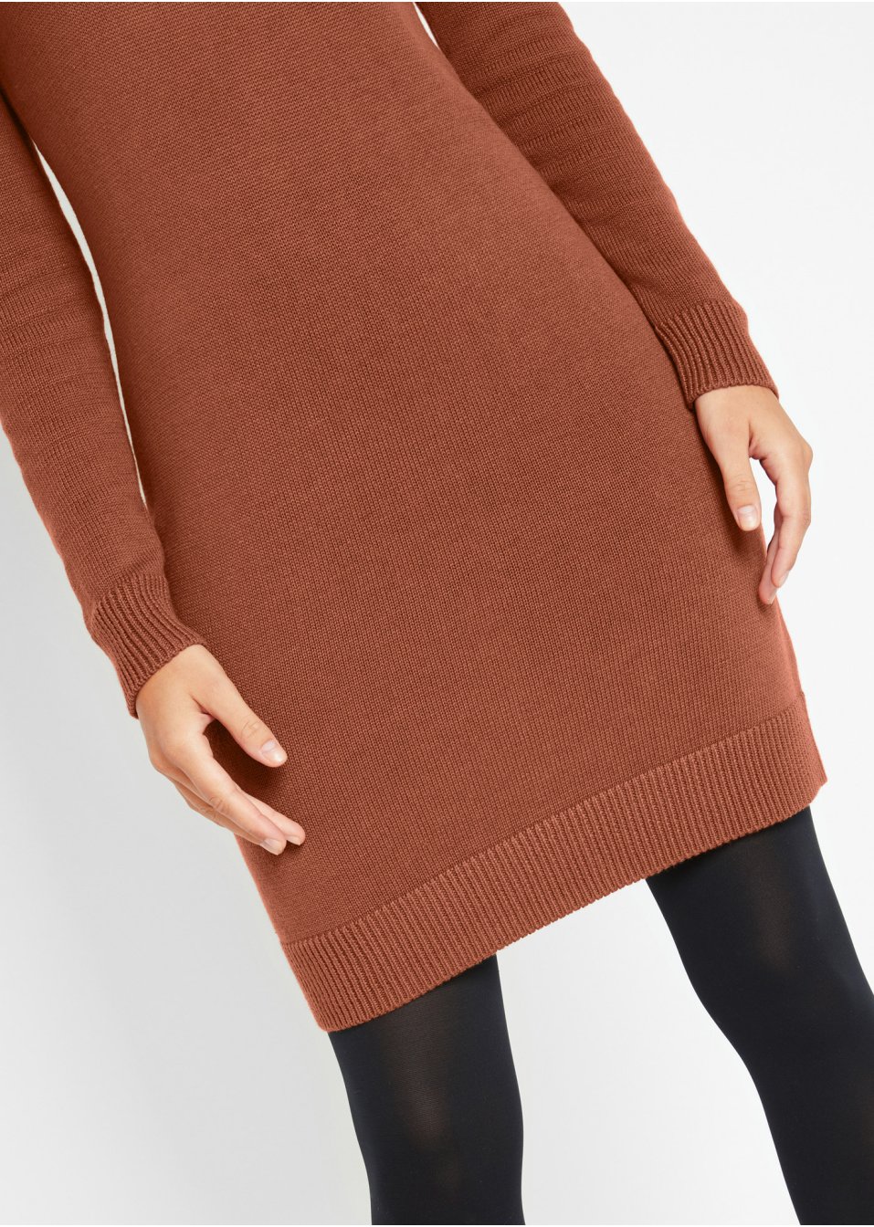 Robe en maille à col roulé