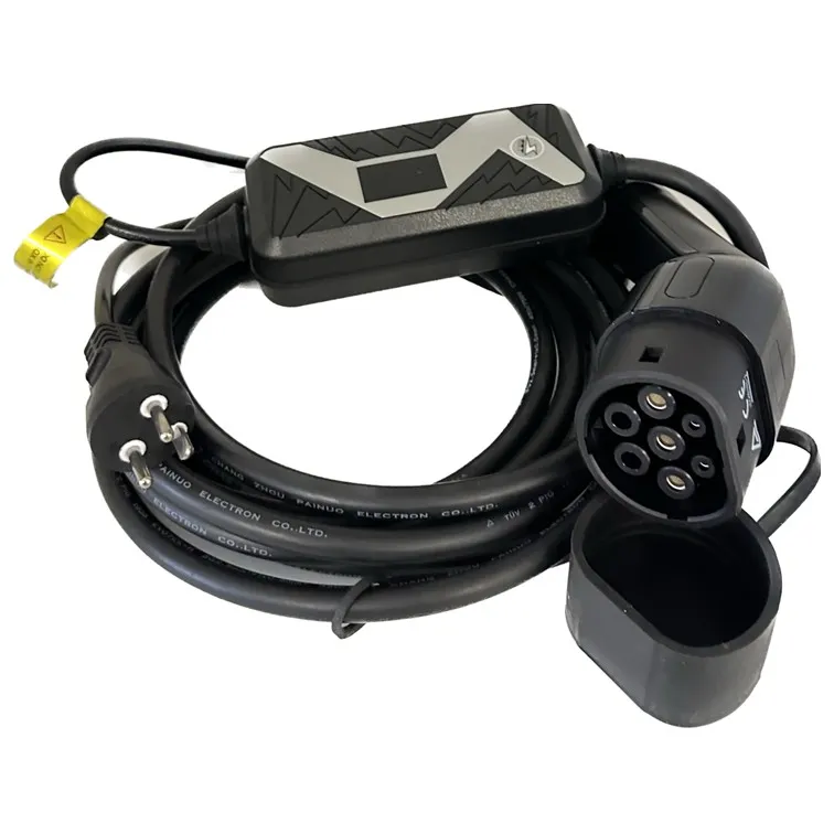 TourGO Transportabel Ladeboks til elbil med Type 2 - 6A - 6M