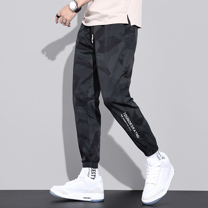 Femilina - Print Joggingbroek met Rechte Pijpen
