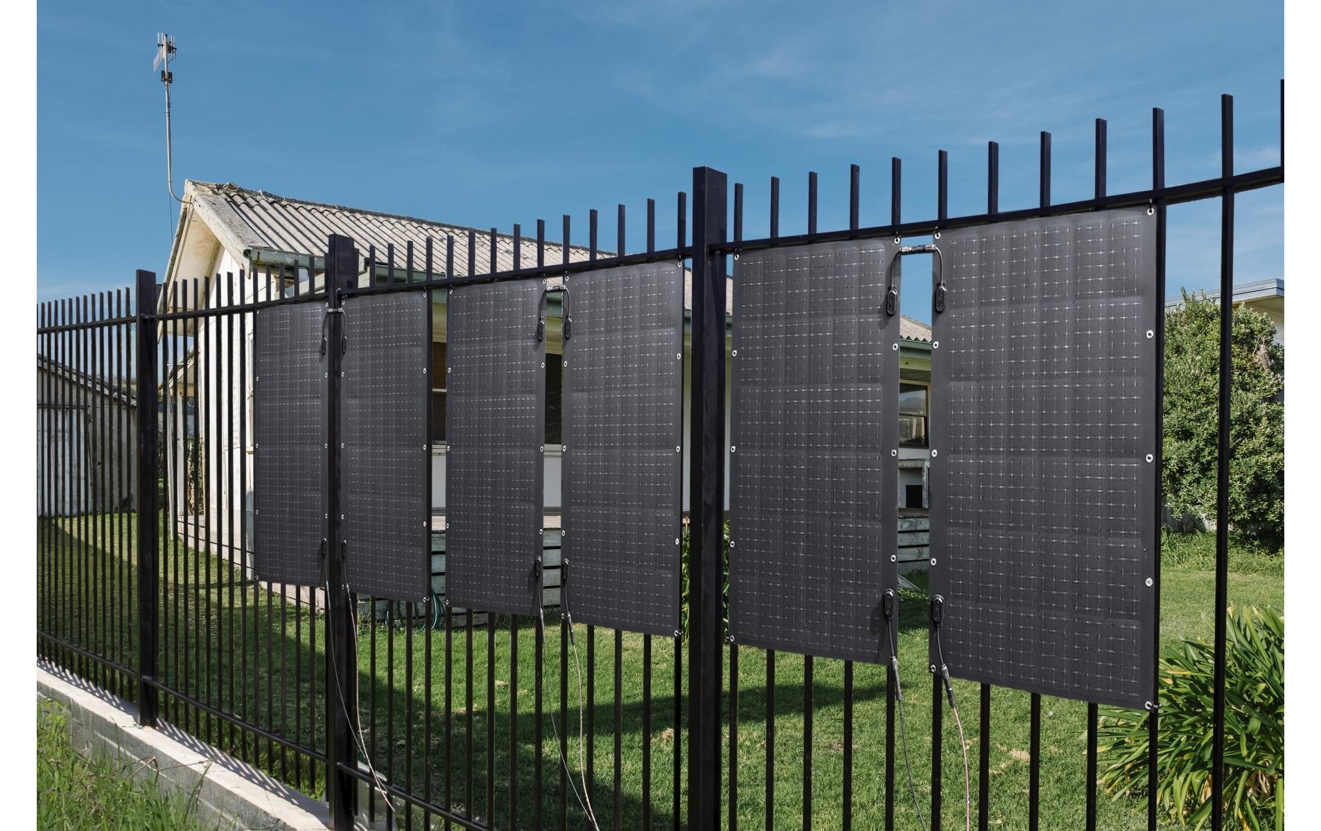 Solaranlage Balkonkraftwerk 600W TX-270<br>Plug-and-Play-Solarsystem geeignet zur Deckung der Grundlast Ihres Hauses während des Tages. Der HMS-800W ist auf 600W konfiguriert, automatisches Update nach Gesetzesänderung.