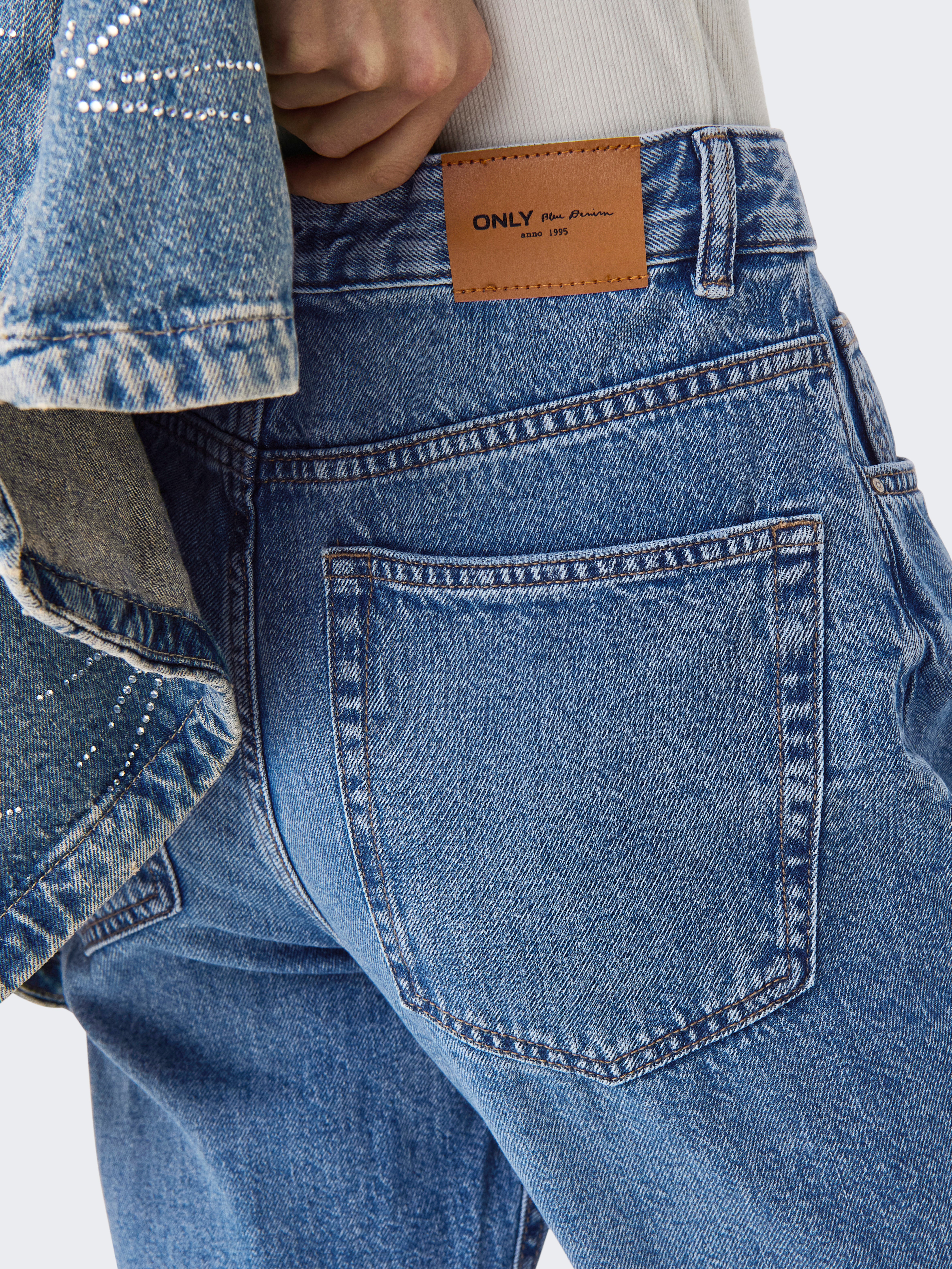 ONLBILLIE Hohe Taille Gerade geschnitten Jeans Medium Blue Denim