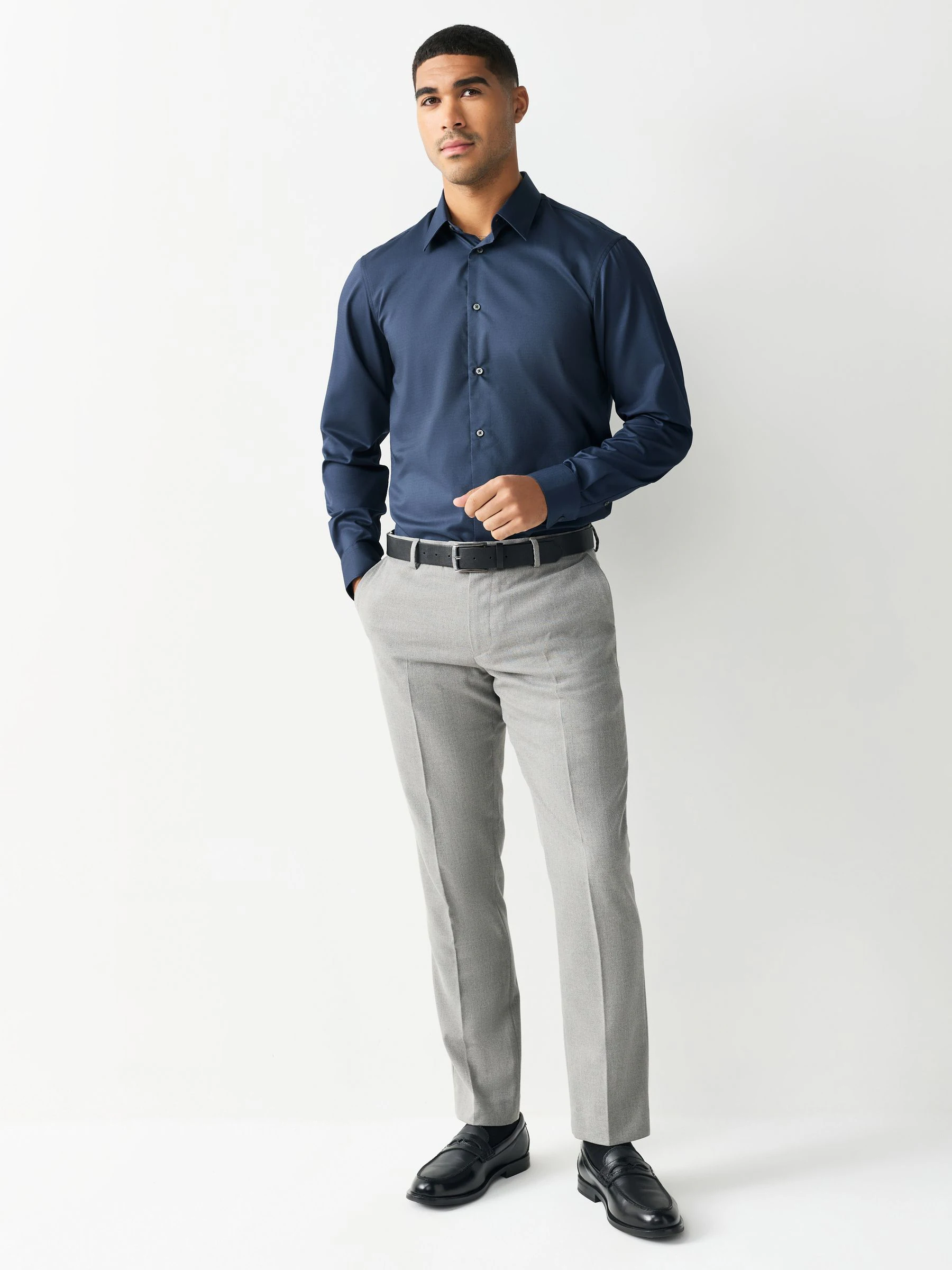 Marineblauw - Normale Pasvorm - Onderhoudsvriendelijk, getextureerd, slim fit overhemd met enkele manchet