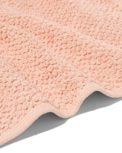 serviette de bain 2ème vie coton recyclé rose clair