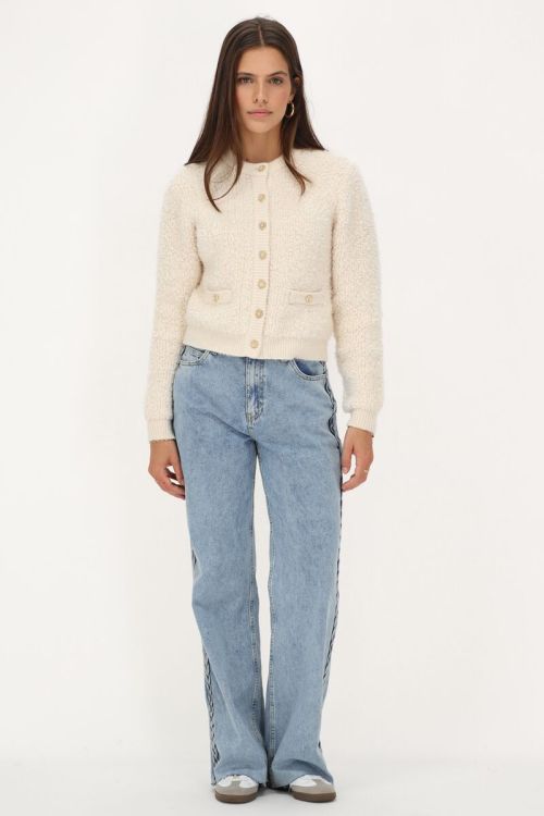 Crème vestje met knopen bouclé