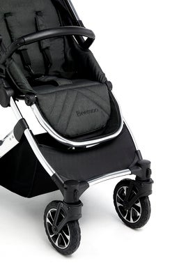 Beemoo Maxi 4 Sportsvogn, Black/Silver