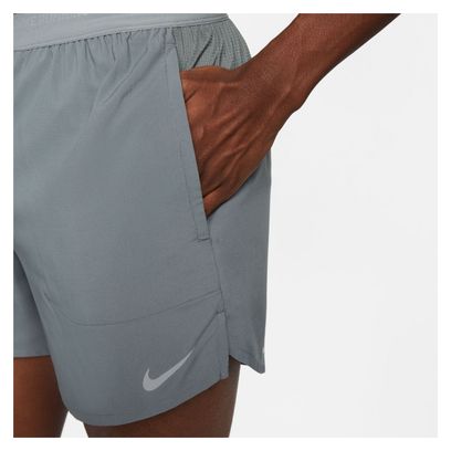 Short Nike Dri-Fit Stride Gris