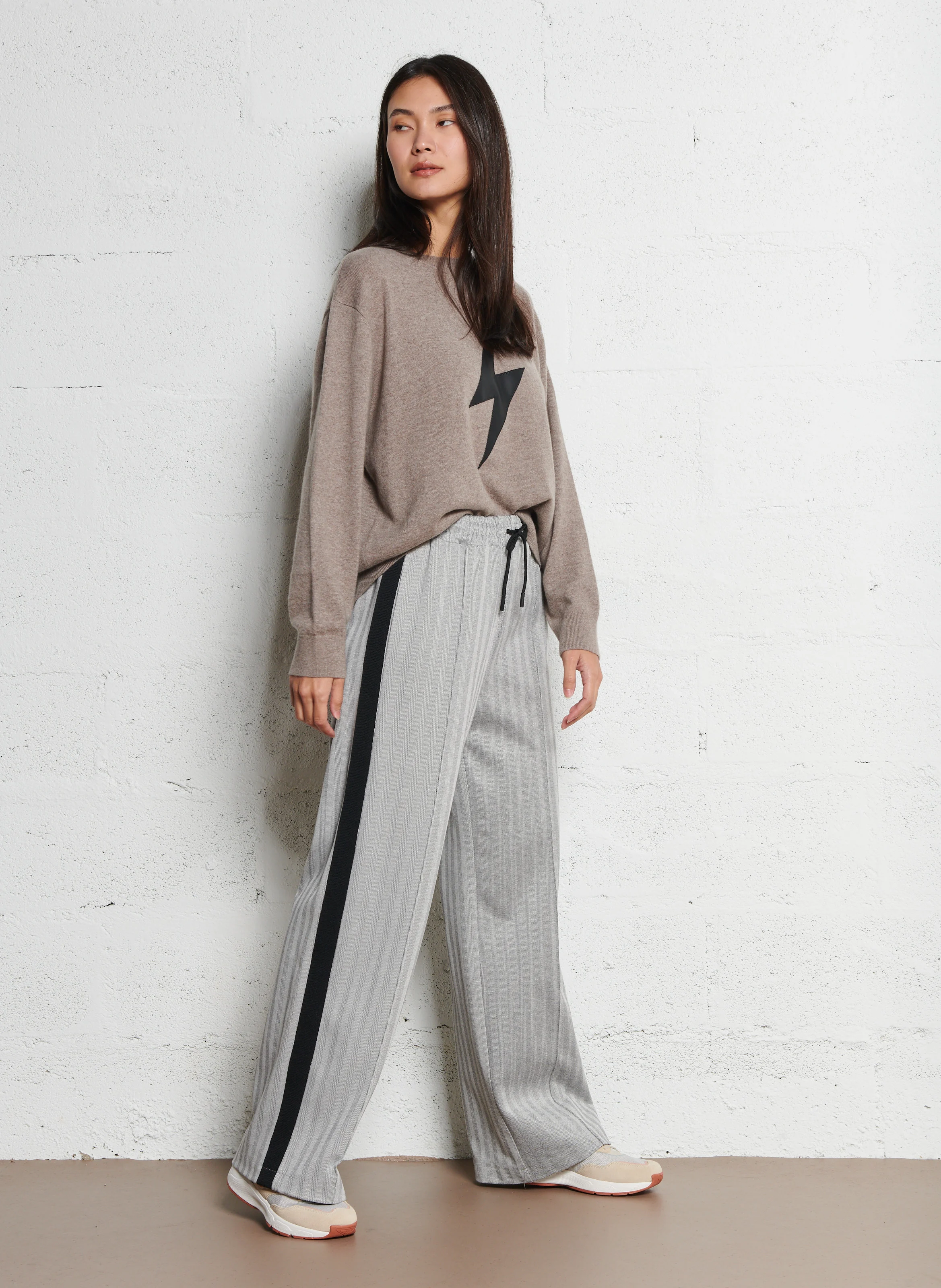 Pantalon large à chevrons| Blanc