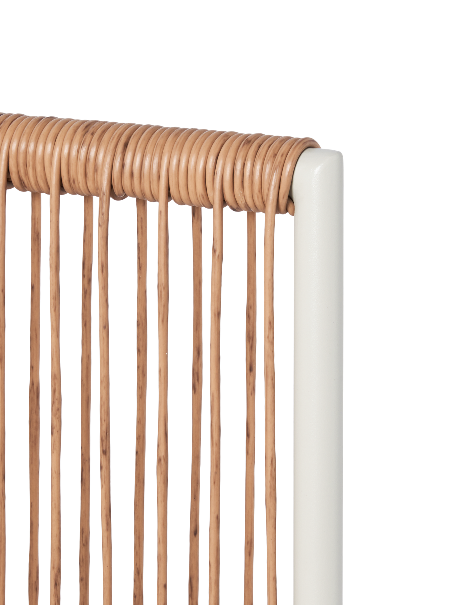 Havestol | Stål/polyethylen/bomuld/polyester. 60 x 55 x 68 cm. | Off White