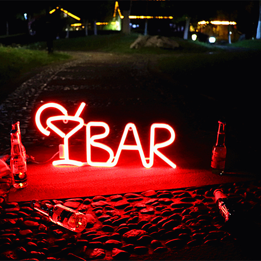 (53x25cm) LED Neon Sign Bar Wand Deko Licht Schild Home / Party Accessoire (Batteriebetrieben/USB) - Rot
