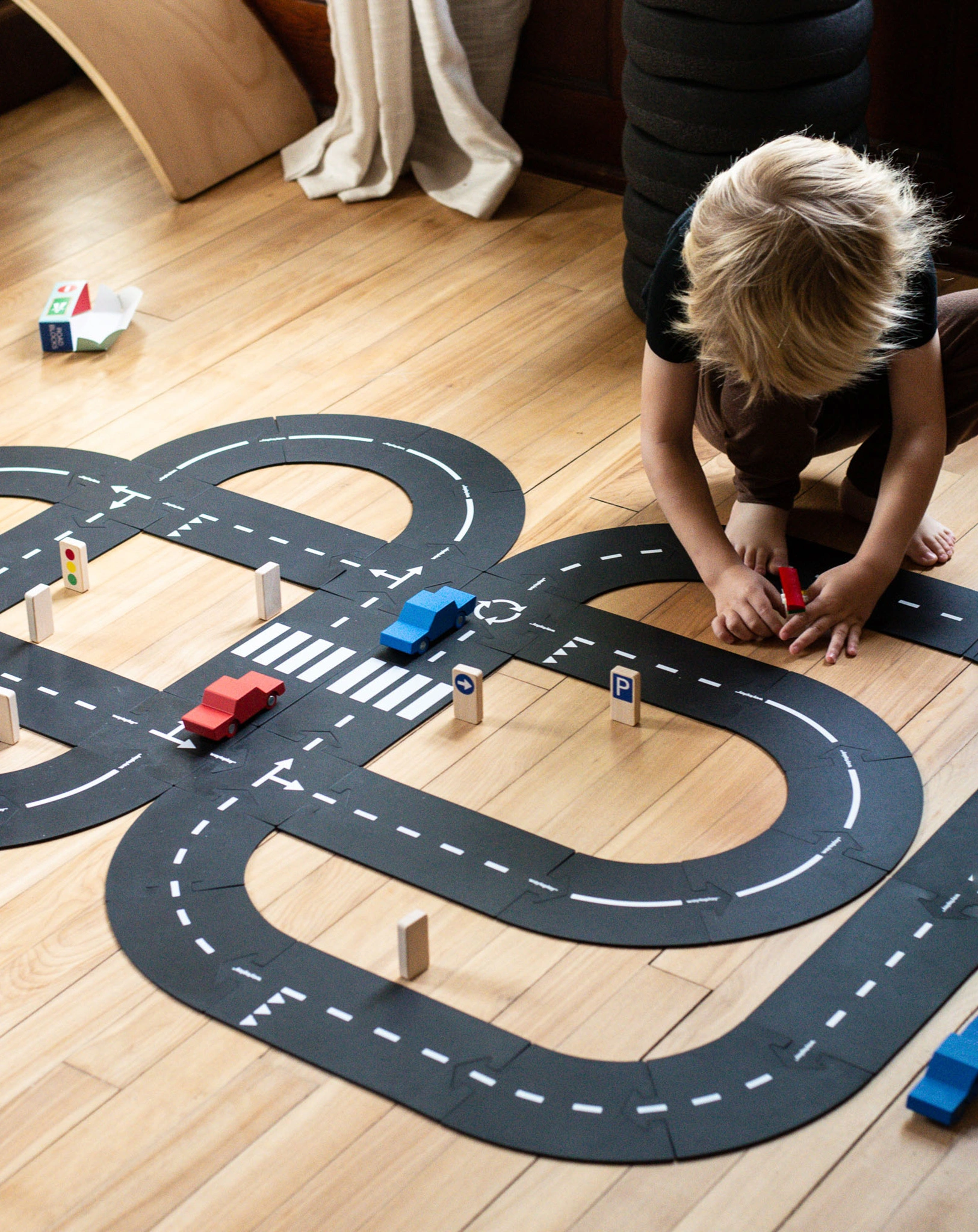 Spielstraßenzubehör ROADBLOCKS - VERKEHRSSCHILDER 8-teilig