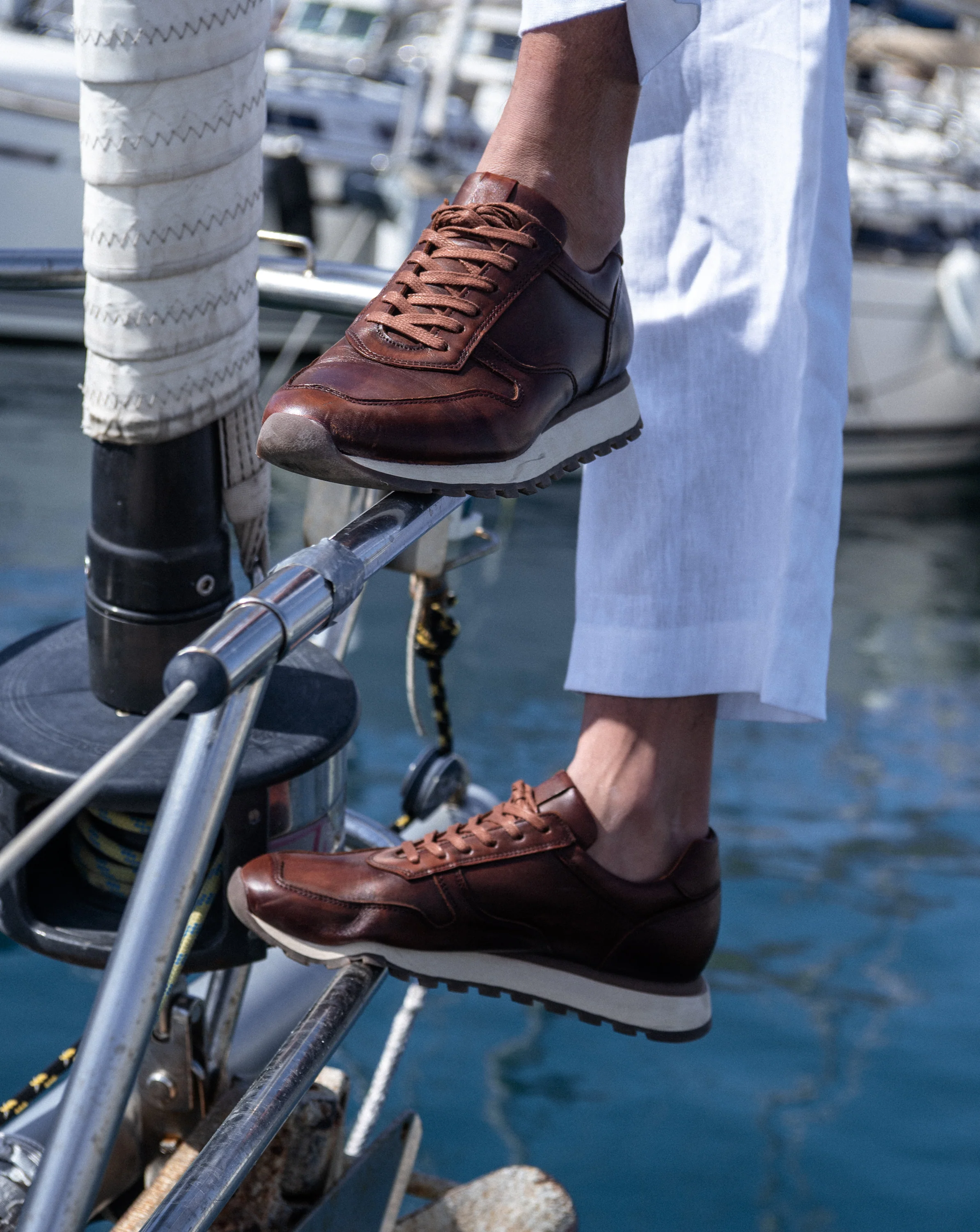 Jacky-Sneakers / basket en cuir marron
