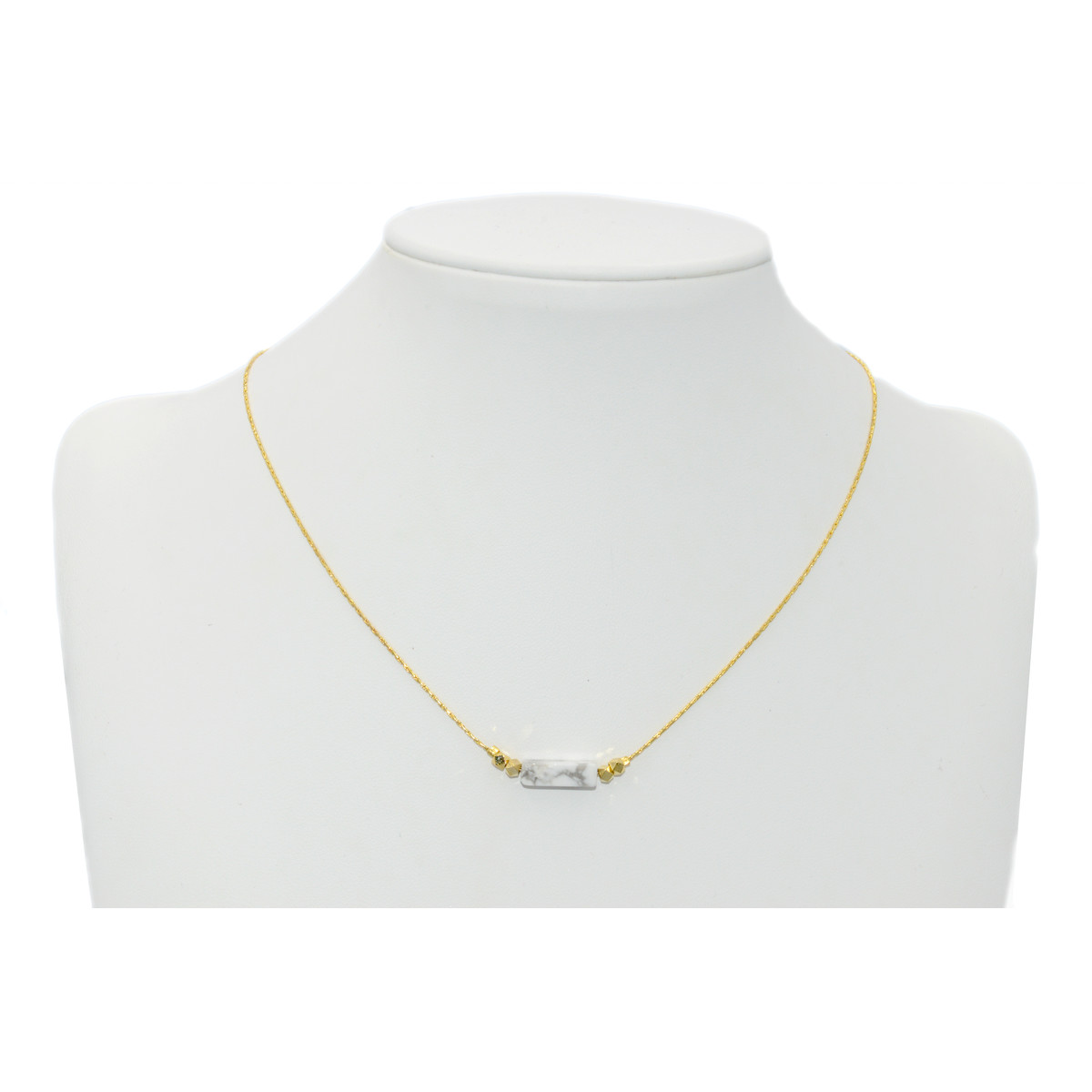 Collier de Perle semi-précieuse de howlite-doré à l'or fin