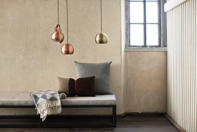 Frandsen Ball Handle hanglamp Ø18 zwart
