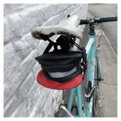 Sacoche de selle avec kit réparation vélo