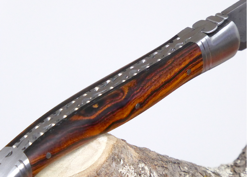 Couteau Laguiole avec un manche en Bois de Fer d'Arizona