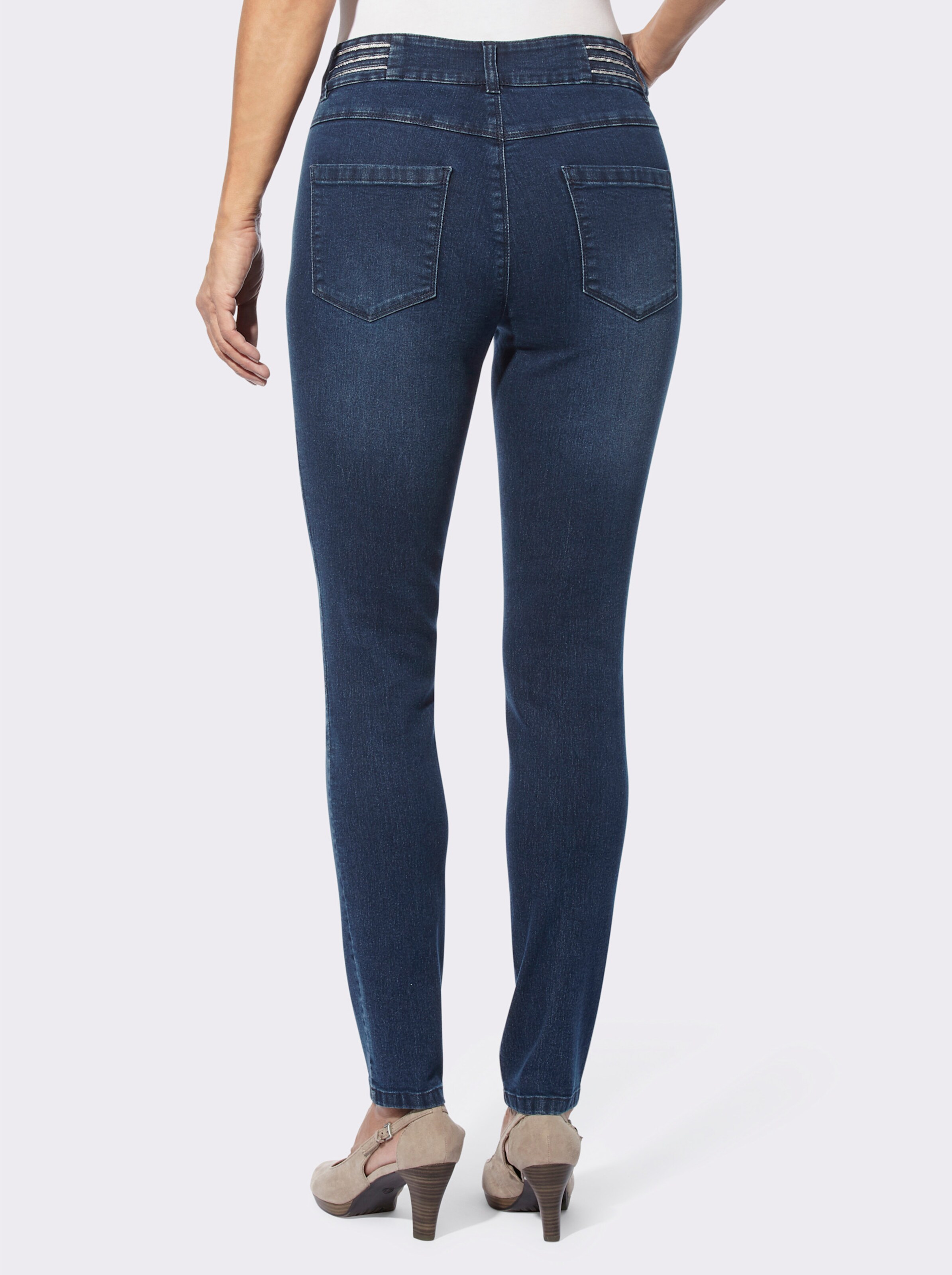 Jeans mit verziertem Bund