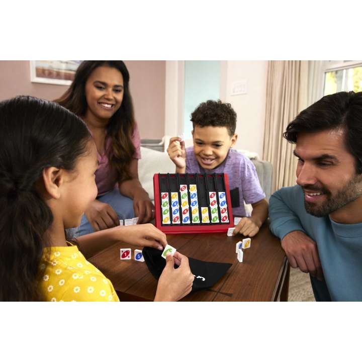 Mattel Games - UNO Quatro