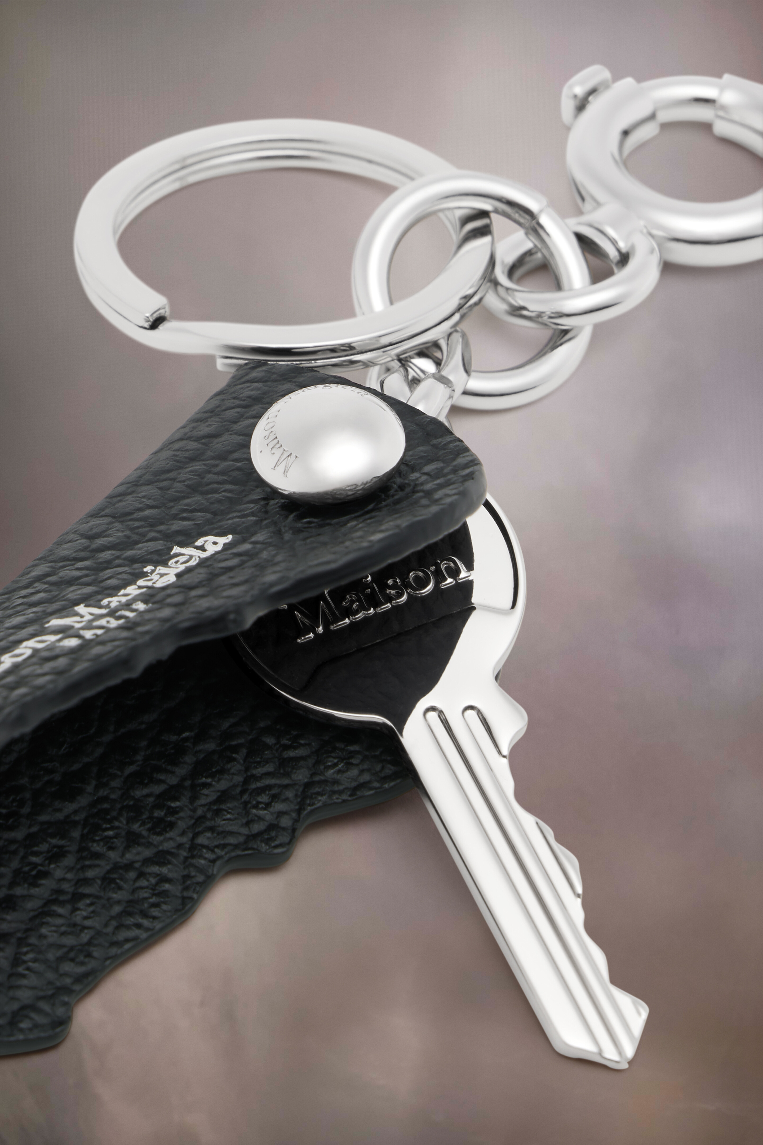 Porte-clés en cuir avec logo noir en cuir Noir