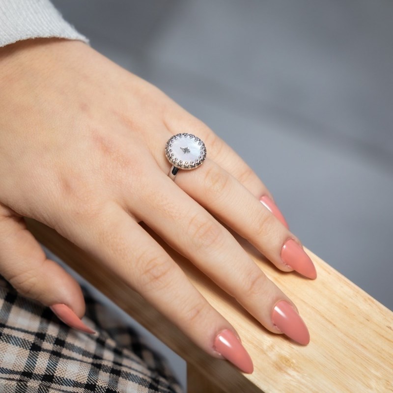 Magnifique Bague Femme Nacrée CALTHA