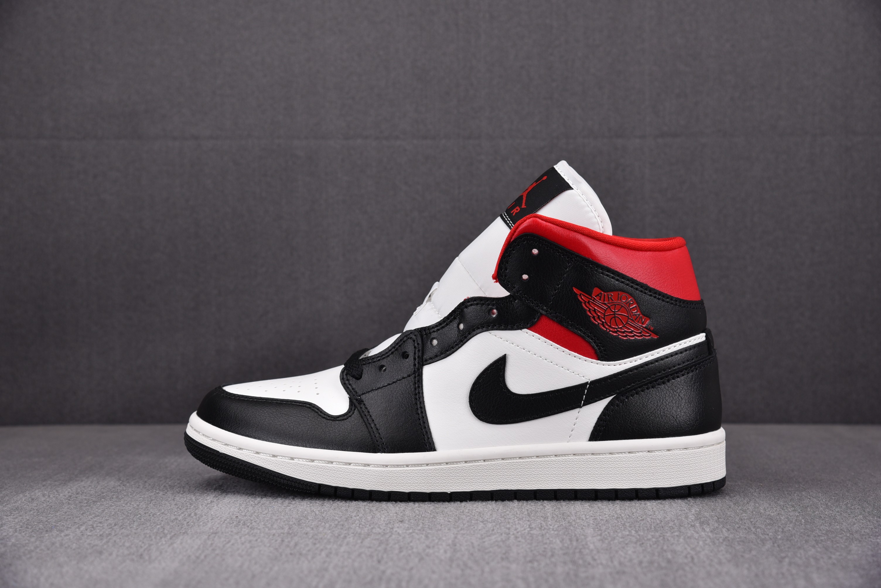 Jordan 1 Mid Gym Red Panda (Women Size!!)