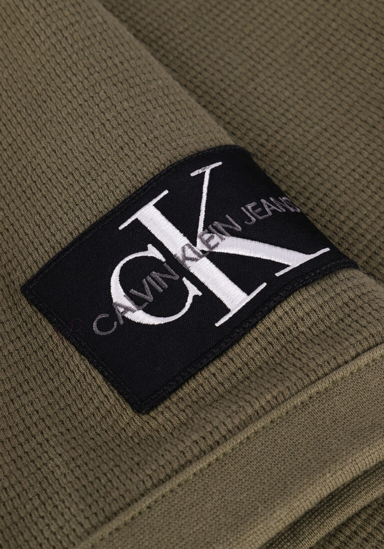CALVIN KLEIN olijf calvin klein t-shirt monogram badge waffle ss tee