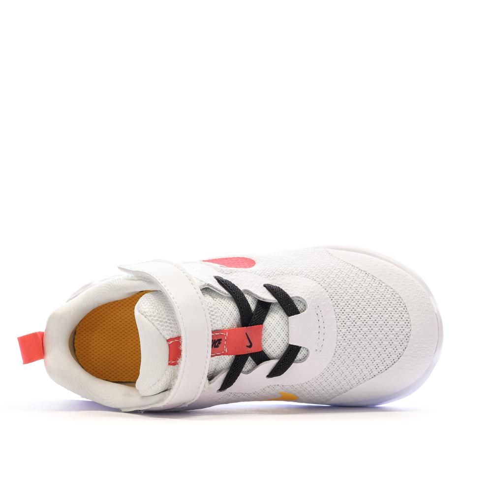 Nike Baskets Blanches Bébé Nike Revolution 6