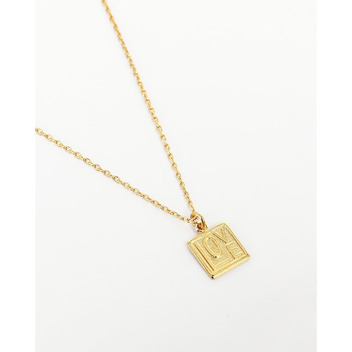 Collier chaine maille classique médaillon LOVE