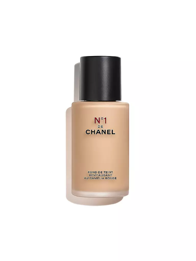 CHANEL  REVITALISIERENDE FOUNDATION VERLEIHT LEUCHTKRAFT - SPENDET FEUCHTIGKEIT - SCHÜTZT 30ML beige