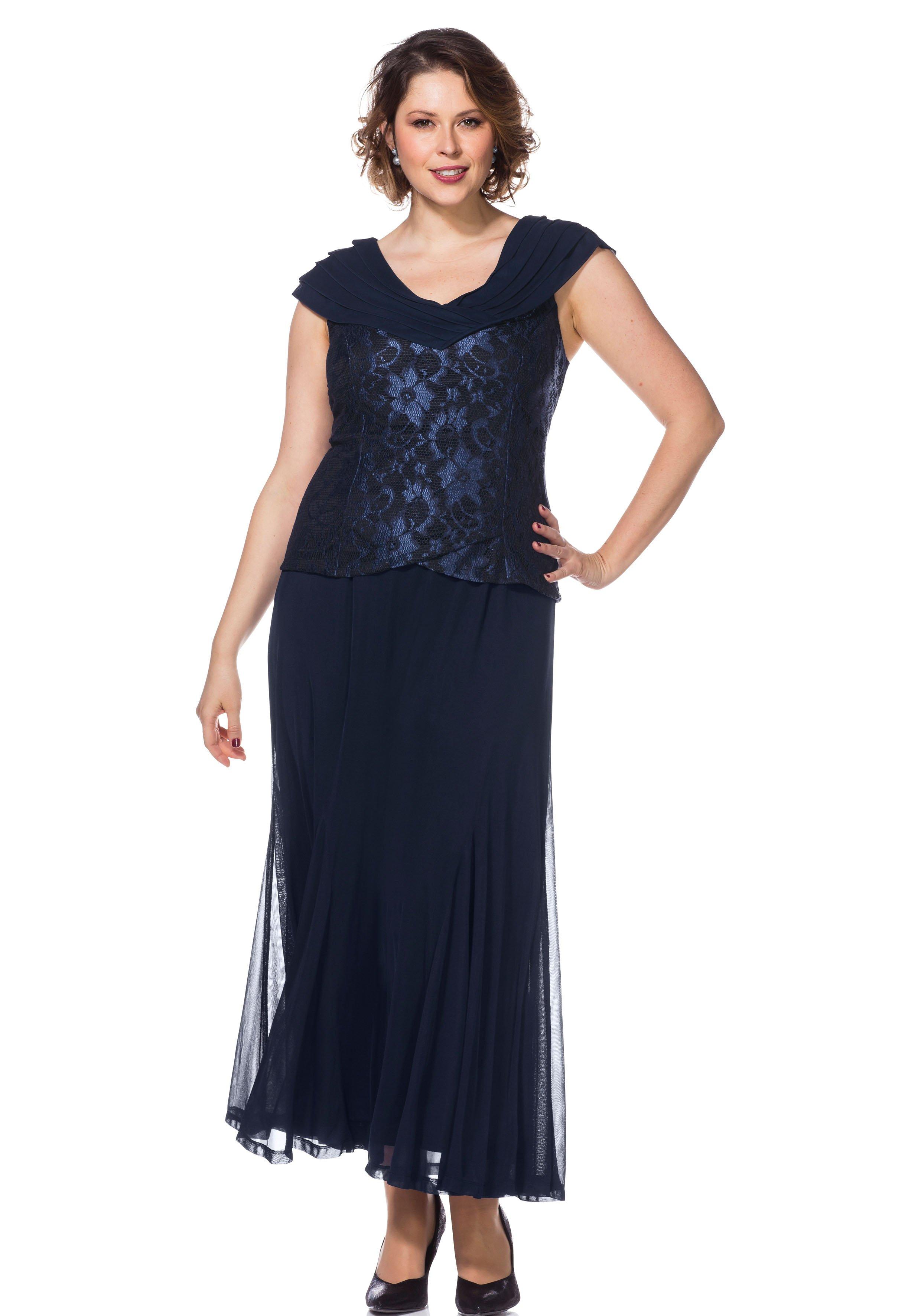 Abendkleid mit Godetfalten und Spitze