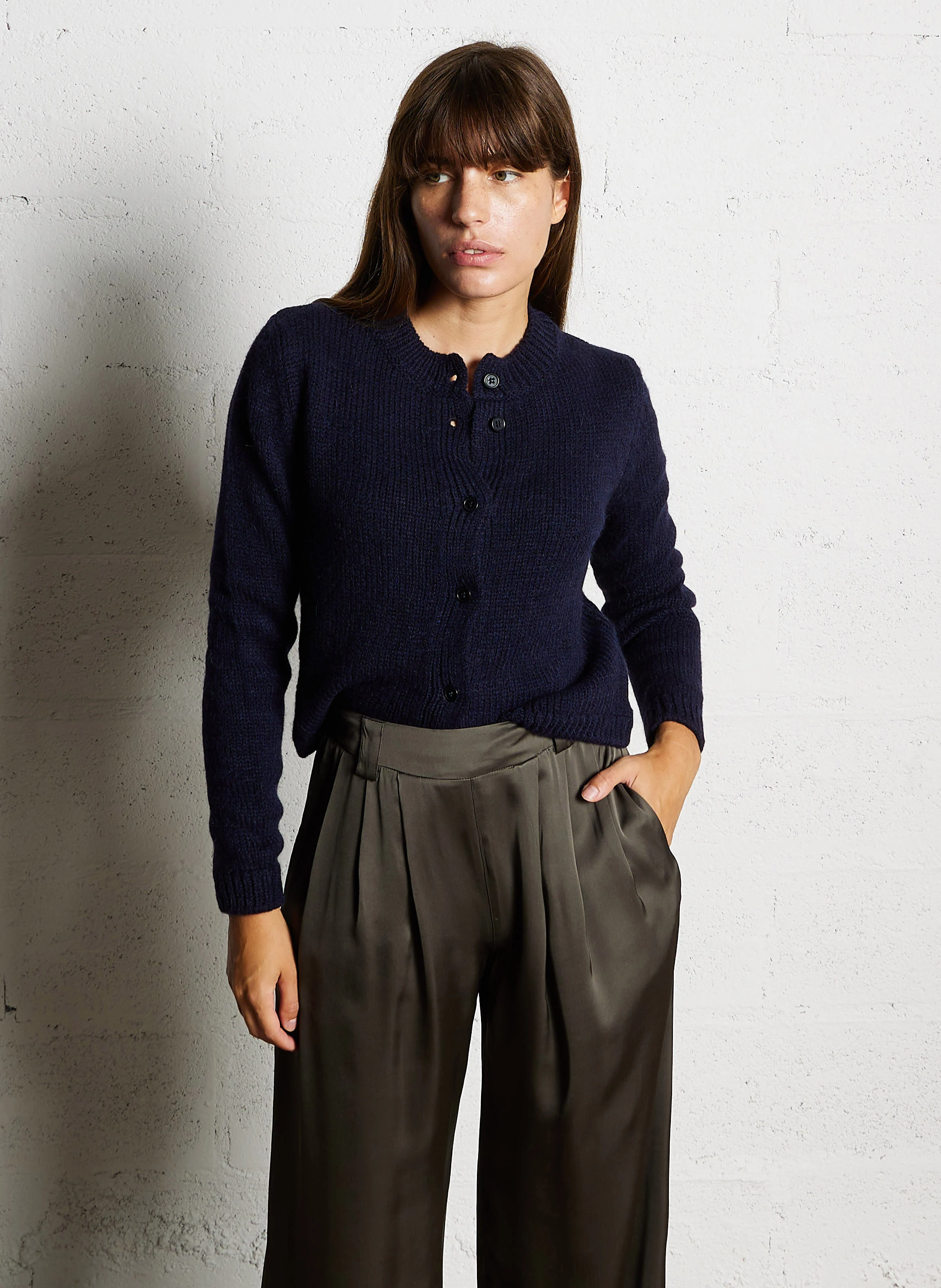 MINETTA - Gilet droit col rond en laine mérinos mélangée | Bleu