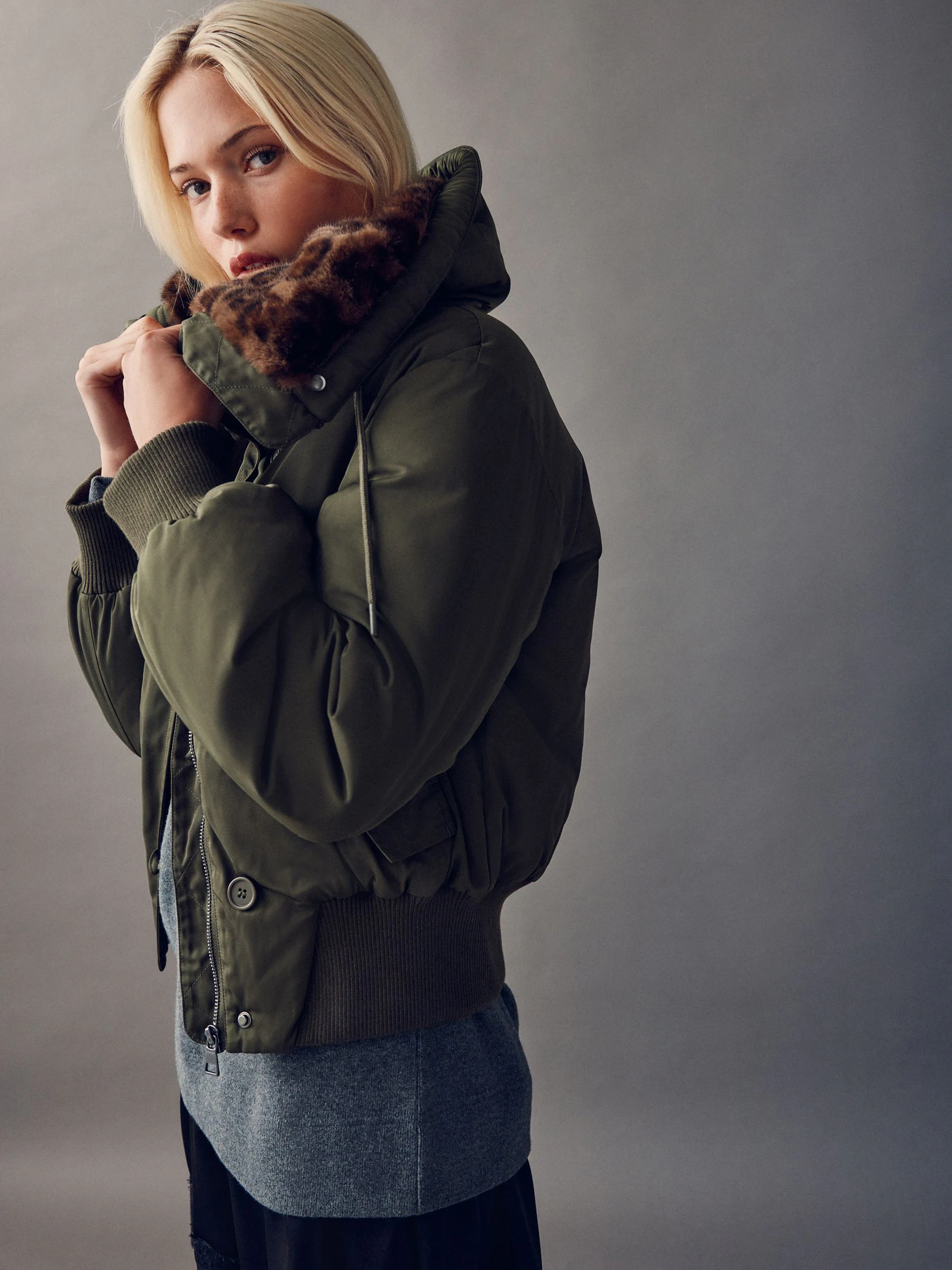 Kakigroen - Parka with Animal Print Faux Fur Collar