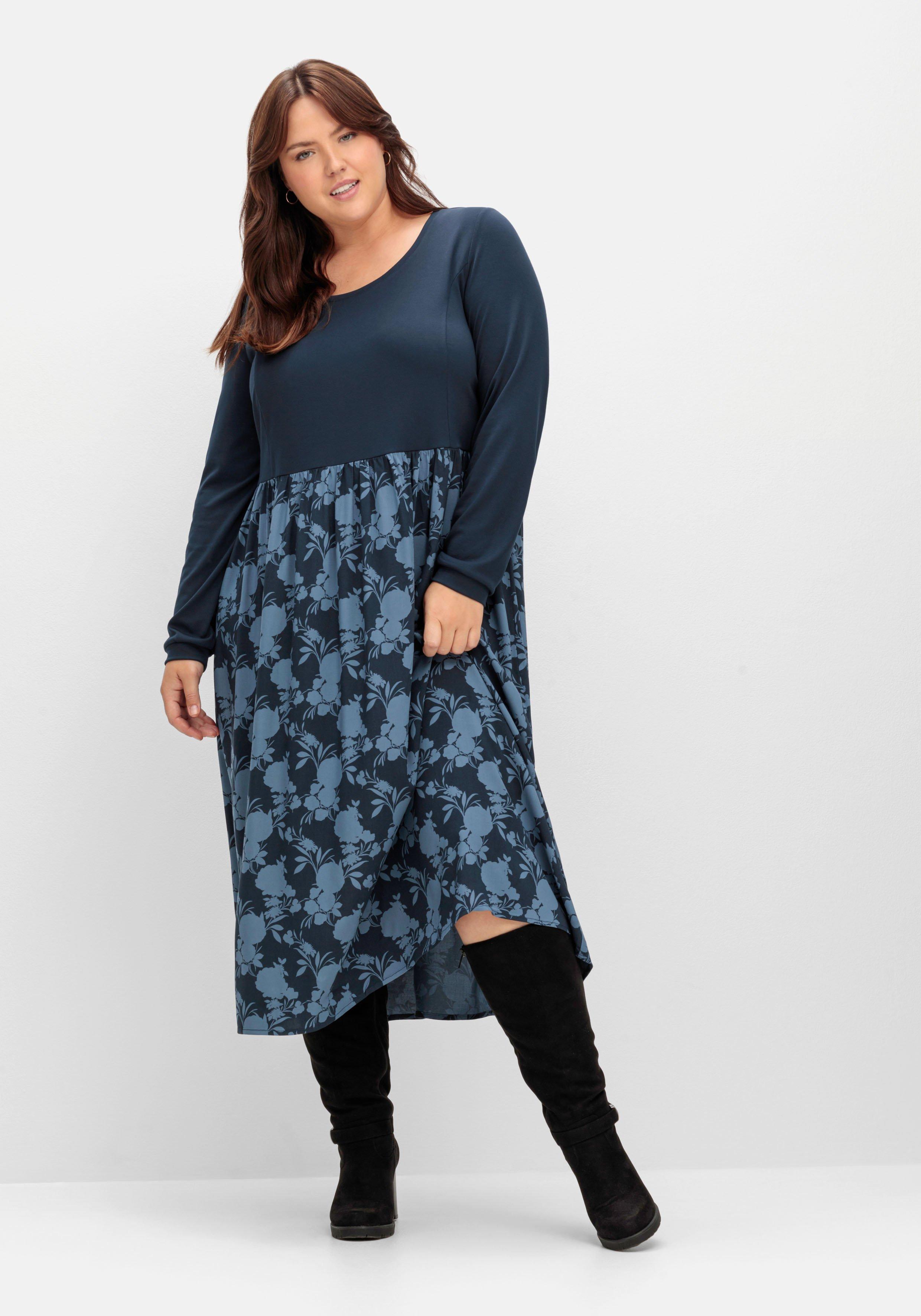 Shirtkleid in Midilänge, im Muster- und Materialmix
